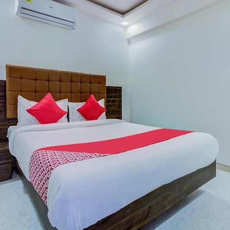 Hotel Golden Palace Lodging And Boarding Thane Exterior foto