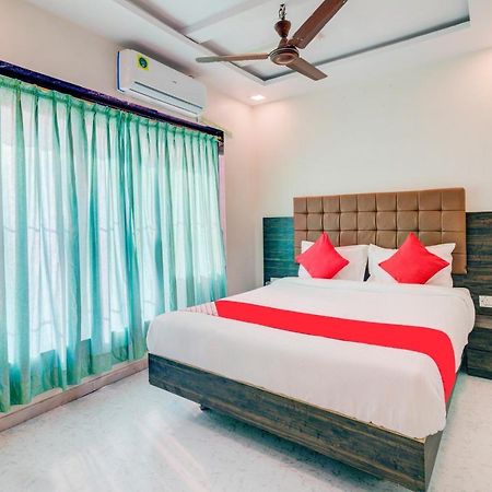 Hotel Golden Palace Lodging And Boarding Thane Exterior foto