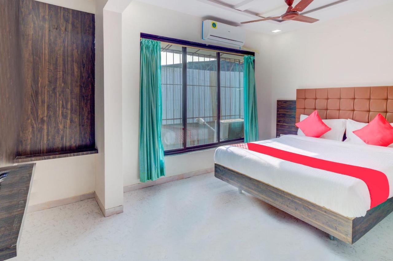 Hotel Golden Palace Lodging And Boarding Thane Exterior foto